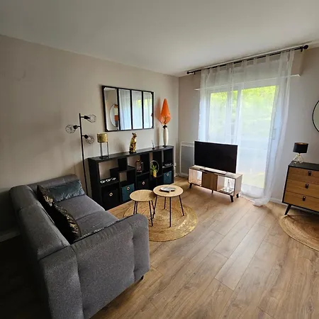 L'ambassadeur - Parking - Calme - 5 Min Centre Pau Apartment